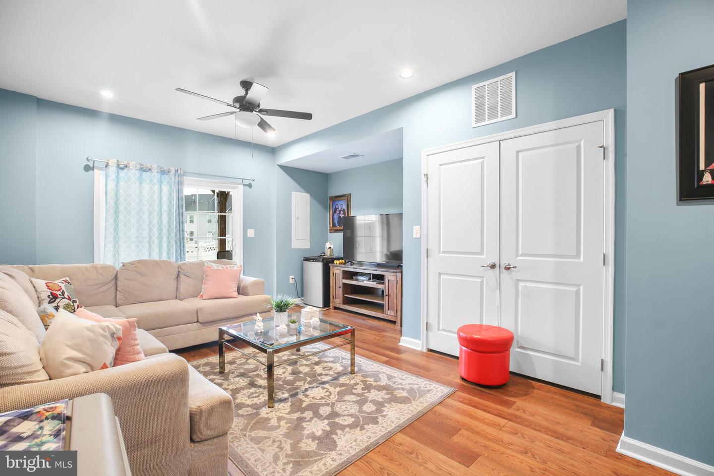 515 ROLLING VALLEY DR, FREDERICKSBURG, Virginia 22405, 3 Bedrooms Bedrooms, ,3 BathroomsBathrooms,Residential,For sale,515 ROLLING VALLEY DR,VAST2040194 MLS # VAST2040194