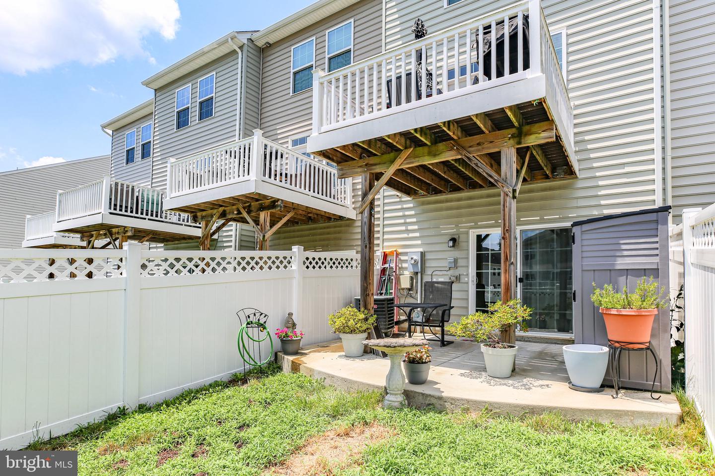515 ROLLING VALLEY DR, FREDERICKSBURG, Virginia 22405, 3 Bedrooms Bedrooms, ,3 BathroomsBathrooms,Residential,For sale,515 ROLLING VALLEY DR,VAST2040194 MLS # VAST2040194