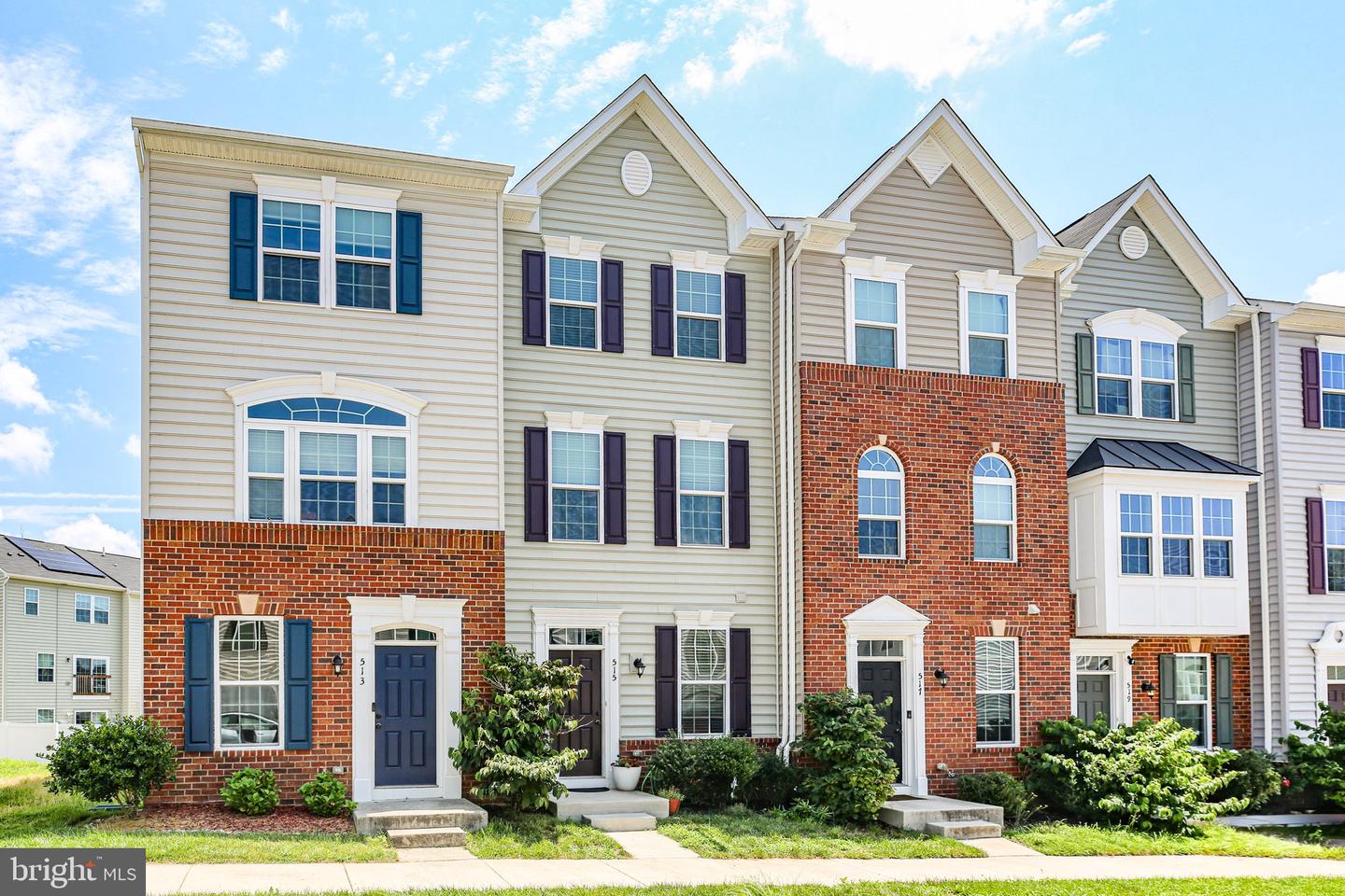 515 ROLLING VALLEY DR, FREDERICKSBURG, Virginia 22405, 3 Bedrooms Bedrooms, ,3 BathroomsBathrooms,Residential,For sale,515 ROLLING VALLEY DR,VAST2040194 MLS # VAST2040194