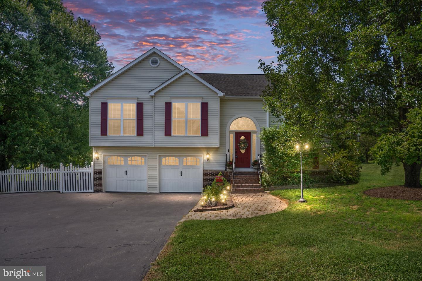 8004 PIONEER CT, SPOTSYLVANIA, Virginia 22551, 3 Bedrooms Bedrooms, ,2 BathroomsBathrooms,Residential,For sale,8004 PIONEER CT,VASP2034266 MLS # VASP2034266