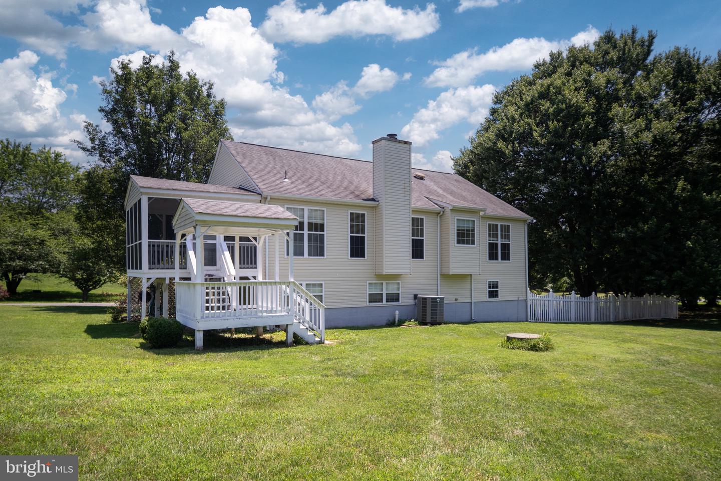 8004 PIONEER CT, SPOTSYLVANIA, Virginia 22551, 3 Bedrooms Bedrooms, ,2 BathroomsBathrooms,Residential,For sale,8004 PIONEER CT,VASP2034266 MLS # VASP2034266