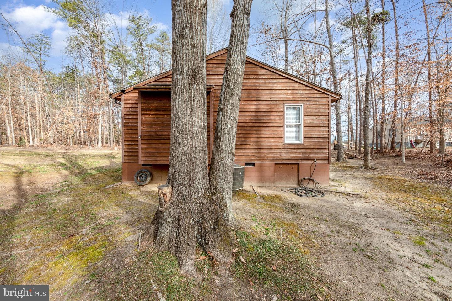 1702 WILLOW BROOK RD, BUMPASS, Virginia 23024, 3 Bedrooms Bedrooms, ,2 BathroomsBathrooms,Residential,For sale,1702 WILLOW BROOK RD,VALA2008124 MLS # VALA2008124