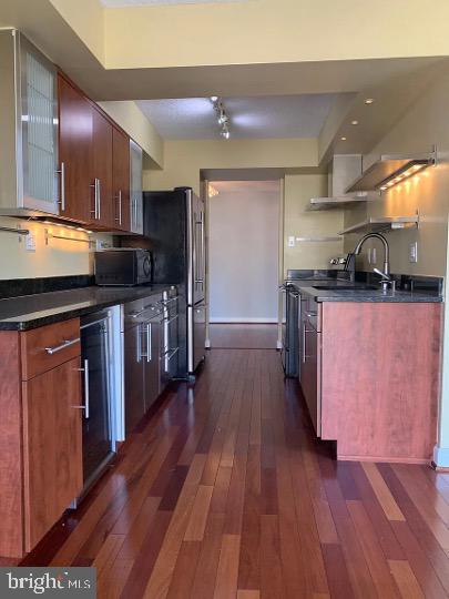 4500 S FOUR MILE RUN DR #426, ARLINGTON, Virginia 22204, 2 Bedrooms Bedrooms, ,2 BathroomsBathrooms,Residential,For sale,4500 S FOUR MILE RUN DR #426,VAAR2059958 MLS # VAAR2059958