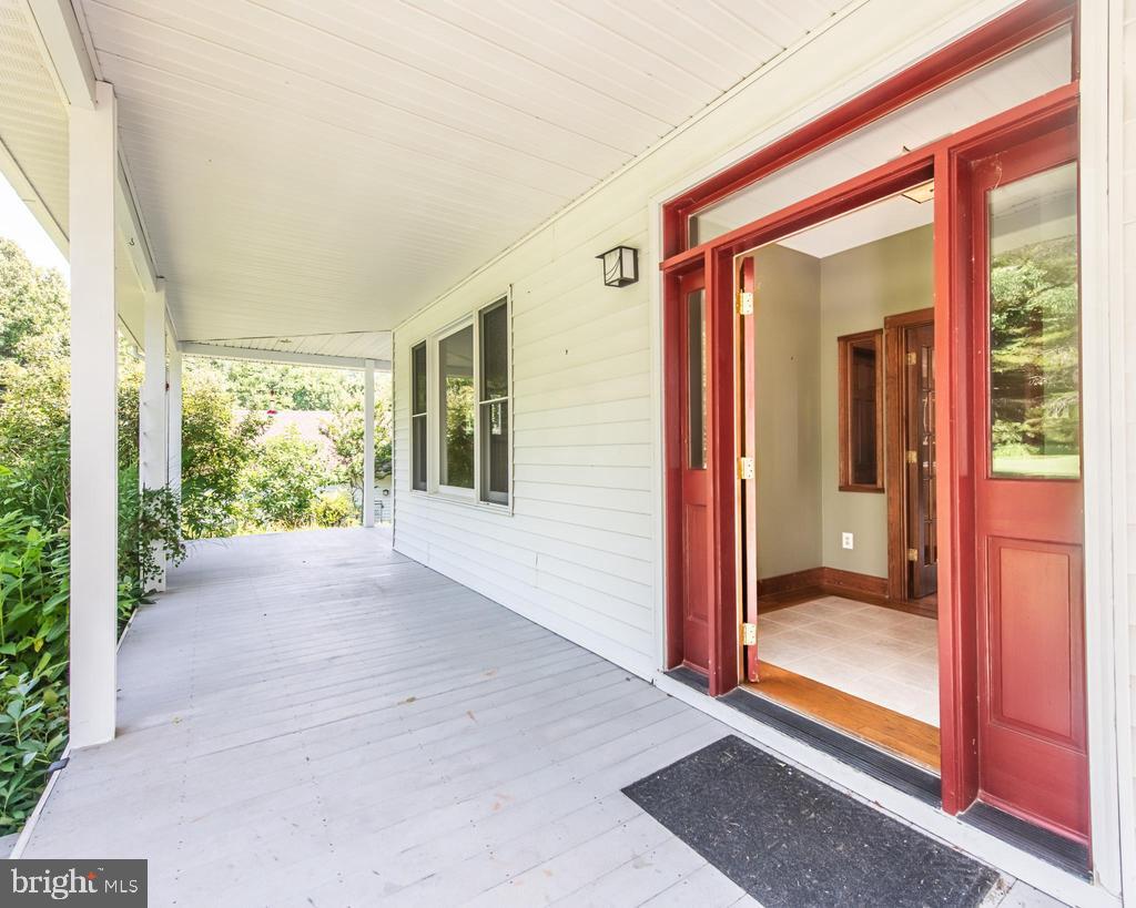 522 SAYLERS HILL DR, RICE, Virginia 23966, 3 Bedrooms Bedrooms, 7 Rooms Rooms,2 BathroomsBathrooms,Residential,For sale,522 SAYLERS HILL DR,VAPE2000090 MLS # VAPE2000090
