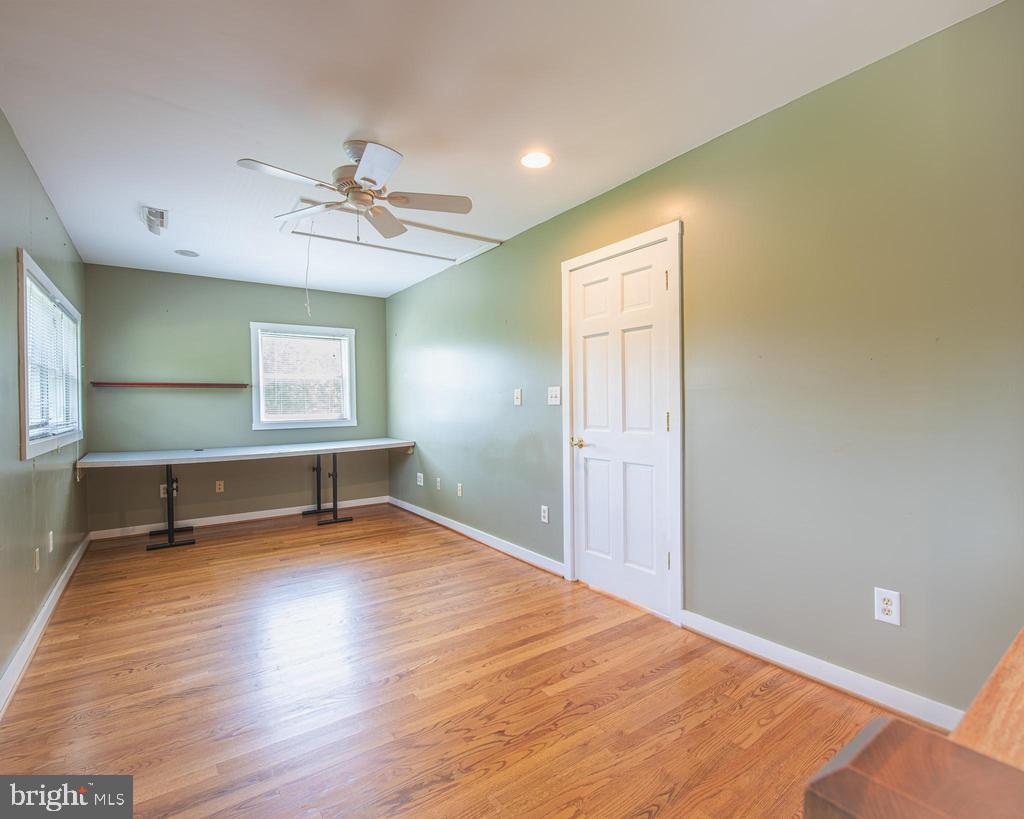 522 SAYLERS HILL DR, RICE, Virginia 23966, 3 Bedrooms Bedrooms, 7 Rooms Rooms,2 BathroomsBathrooms,Residential,For sale,522 SAYLERS HILL DR,VAPE2000090 MLS # VAPE2000090