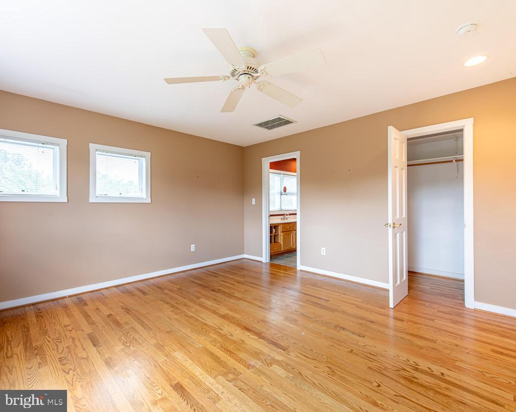 522 SAYLERS HILL DR, RICE, Virginia 23966, 3 Bedrooms Bedrooms, 7 Rooms Rooms,2 BathroomsBathrooms,Residential,For sale,522 SAYLERS HILL DR,VAPE2000090 MLS # VAPE2000090