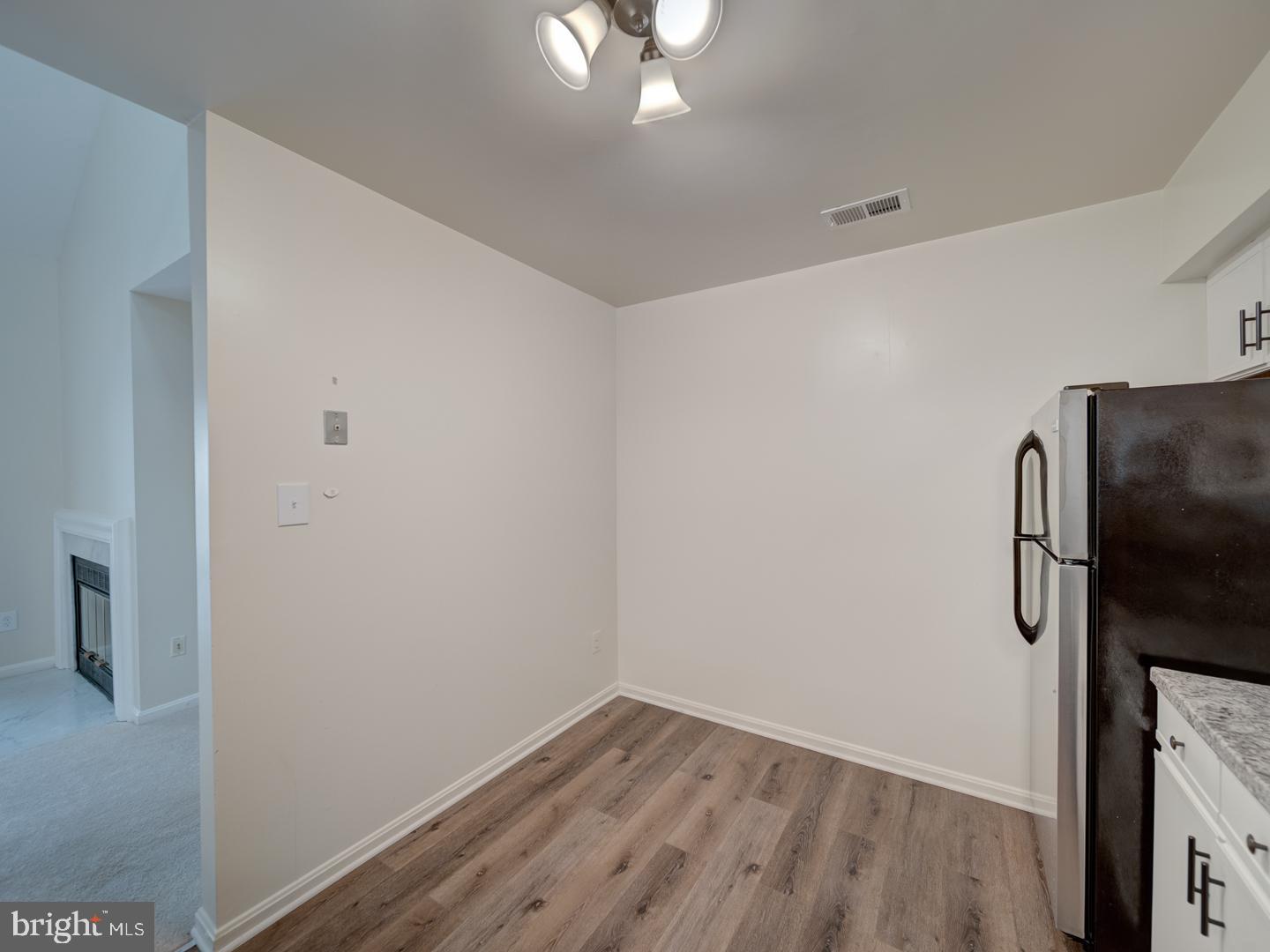 2233 LOVEDALE LN #405A UNIT I, RESTON, Virginia 20191, 3 Bedrooms Bedrooms, ,2 BathroomsBathrooms,Residential,For sale,2233 LOVEDALE LN #405A UNIT I,VAFX2252500 MLS # VAFX2252500