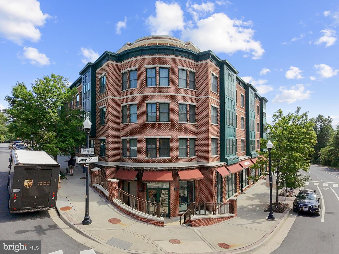 2101 N MONROE ST #213, ARLINGTON, Virginia 22207, 1 Bedroom Bedrooms, ,1 BathroomBathrooms,Residential,For sale,2101 N MONROE ST #213,VAAR2059976 MLS # VAAR2059976