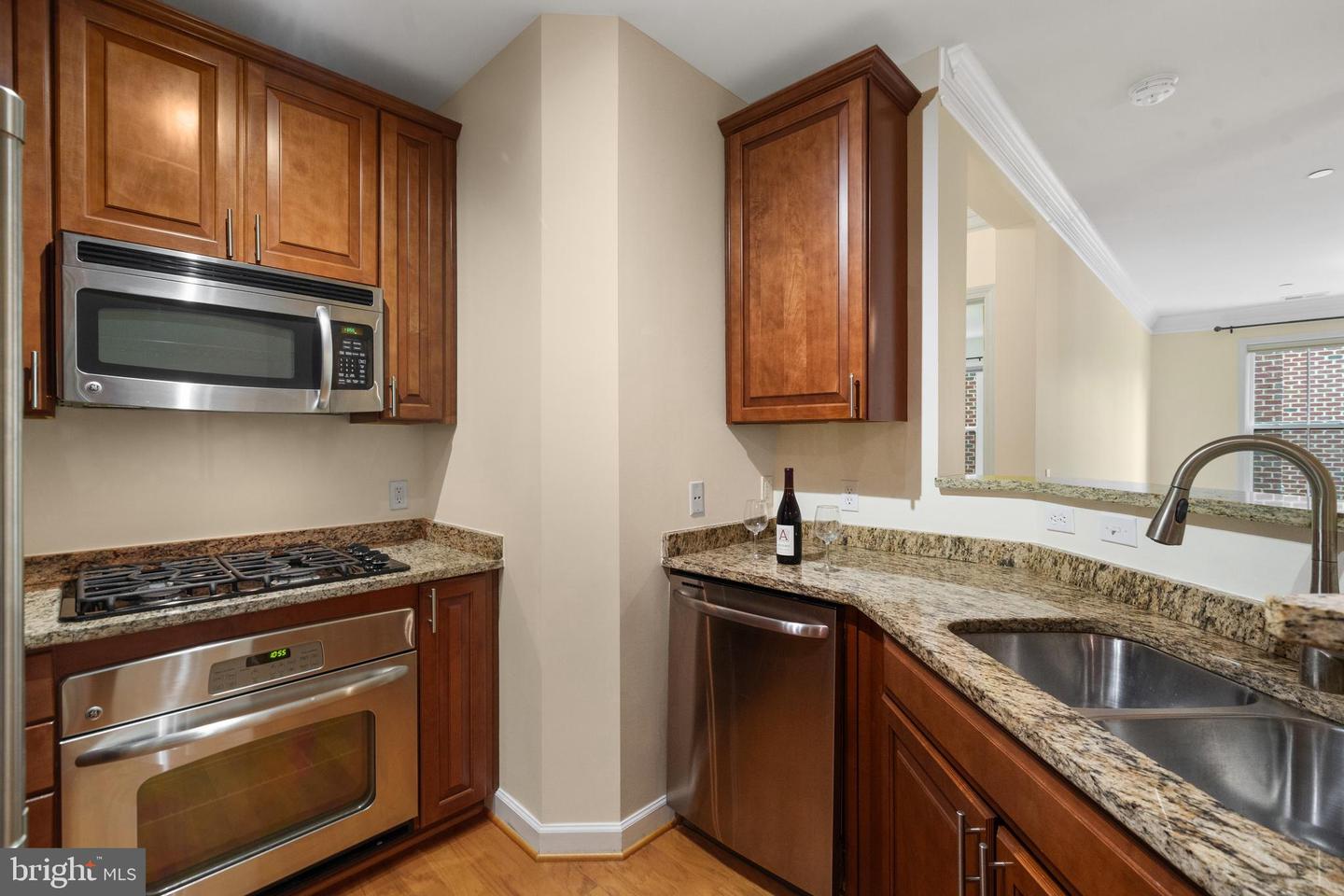 2101 N MONROE ST #213, ARLINGTON, Virginia 22207, 1 Bedroom Bedrooms, ,1 BathroomBathrooms,Residential,For sale,2101 N MONROE ST #213,VAAR2059976 MLS # VAAR2059976