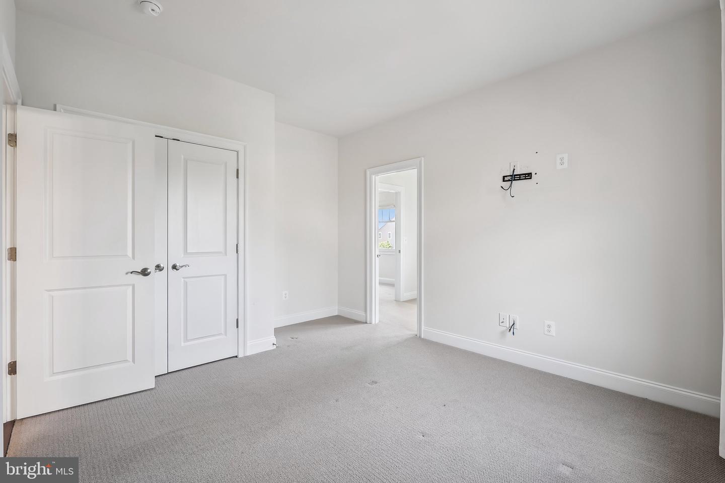 41594 HEPATICA CT, ASHBURN, Virginia 20148, 7 Bedrooms Bedrooms, ,5 BathroomsBathrooms,Residential,For sale,41594 HEPATICA CT,VALO2100866 MLS # VALO2100866
