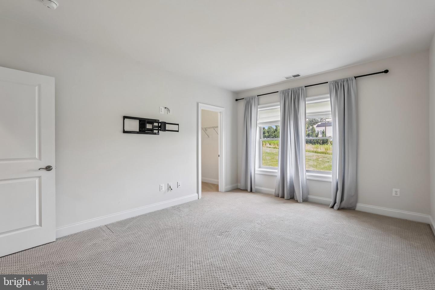 41594 HEPATICA CT, ASHBURN, Virginia 20148, 7 Bedrooms Bedrooms, ,5 BathroomsBathrooms,Residential,For sale,41594 HEPATICA CT,VALO2100866 MLS # VALO2100866