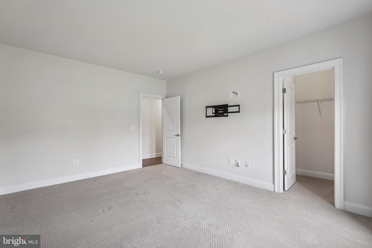 41594 HEPATICA CT, ASHBURN, Virginia 20148, 7 Bedrooms Bedrooms, ,5 BathroomsBathrooms,Residential,For sale,41594 HEPATICA CT,VALO2100866 MLS # VALO2100866