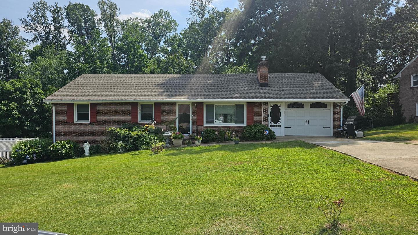 215 MOUNT PLEASANT BLVD, FREDERICKSBURG, Virginia 22405, 3 Bedrooms Bedrooms, ,2 BathroomsBathrooms,Residential,For sale,215 MOUNT PLEASANT BLVD,VAST2040374 MLS # VAST2040374
