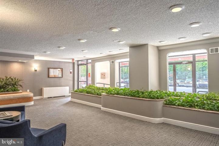 2500 N VAN DORN ST #318, ALEXANDRIA, Virginia 22302, ,1 BathroomBathrooms,Residential,For sale,2500 N VAN DORN ST #318,VAAX2047100 MLS # VAAX2047100
