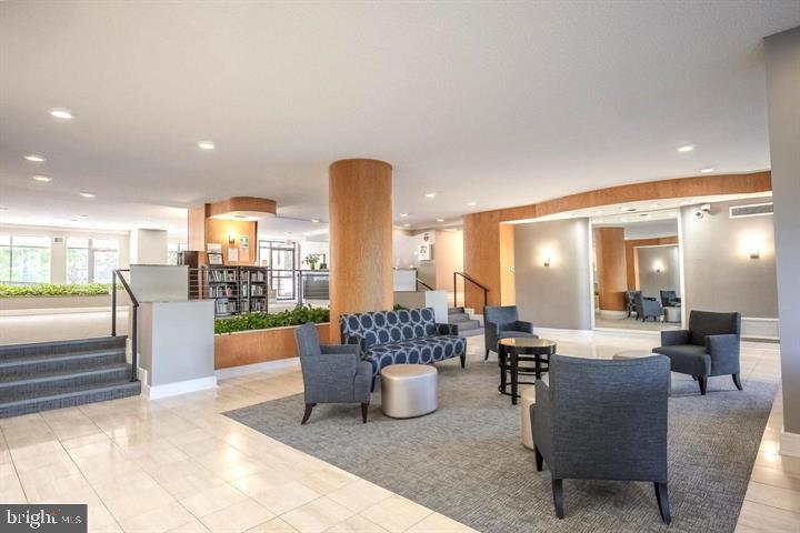 2500 N VAN DORN ST #318, ALEXANDRIA, Virginia 22302, ,1 BathroomBathrooms,Residential,For sale,2500 N VAN DORN ST #318,VAAX2047100 MLS # VAAX2047100