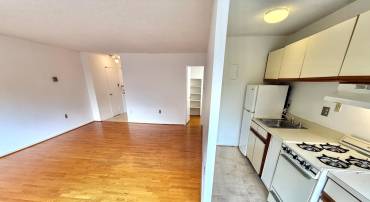 2500 N VAN DORN ST #318, ALEXANDRIA, Virginia 22302, ,1 BathroomBathrooms,Residential,For sale,2500 N VAN DORN ST #318,VAAX2047100 MLS # VAAX2047100