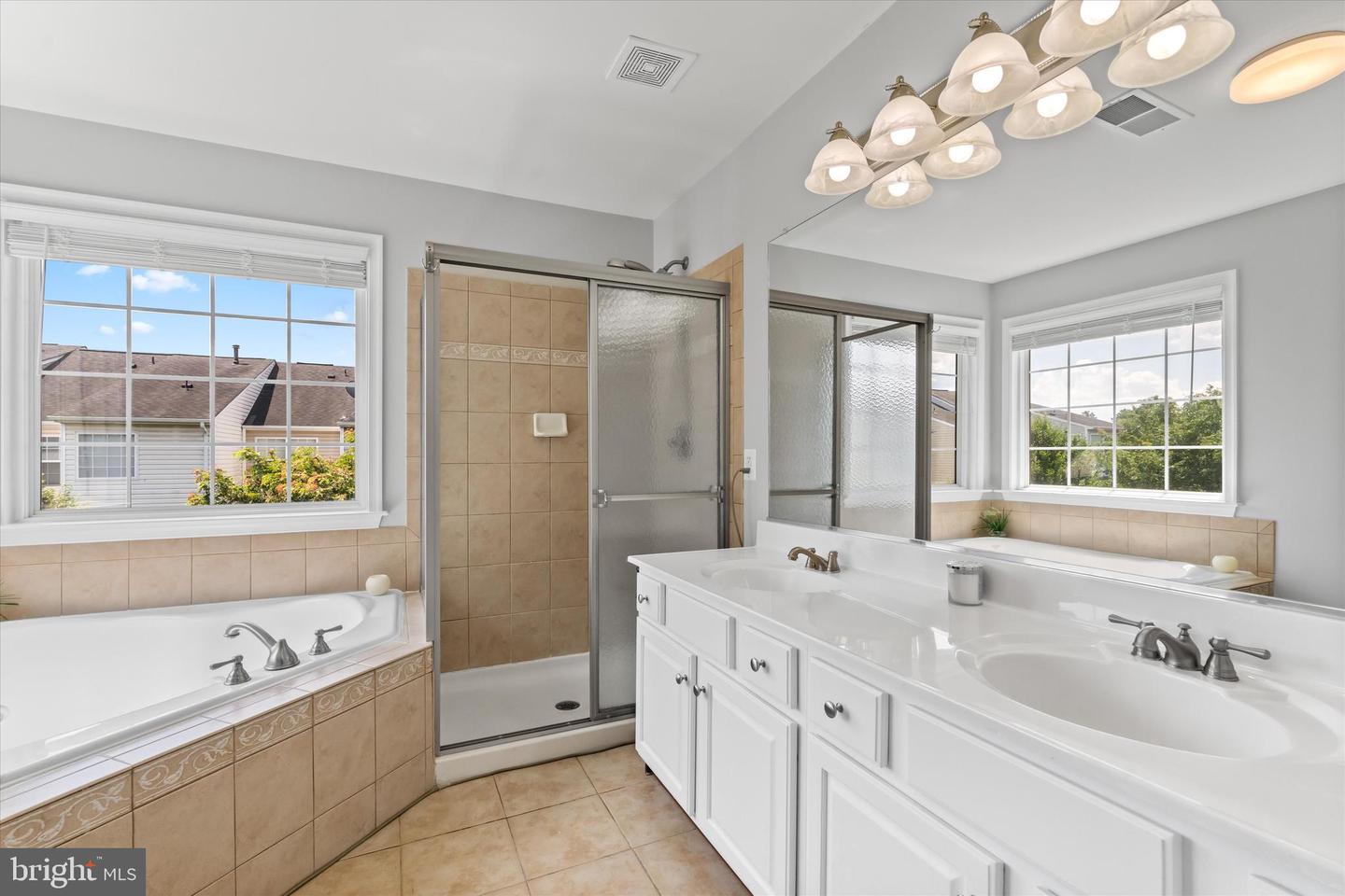 205 HAWKS VIEW SQ SE, LEESBURG, Virginia 20175, 4 Bedrooms Bedrooms, ,3 BathroomsBathrooms,Residential,For sale,205 HAWKS VIEW SQ SE,VALO2101008 MLS # VALO2101008