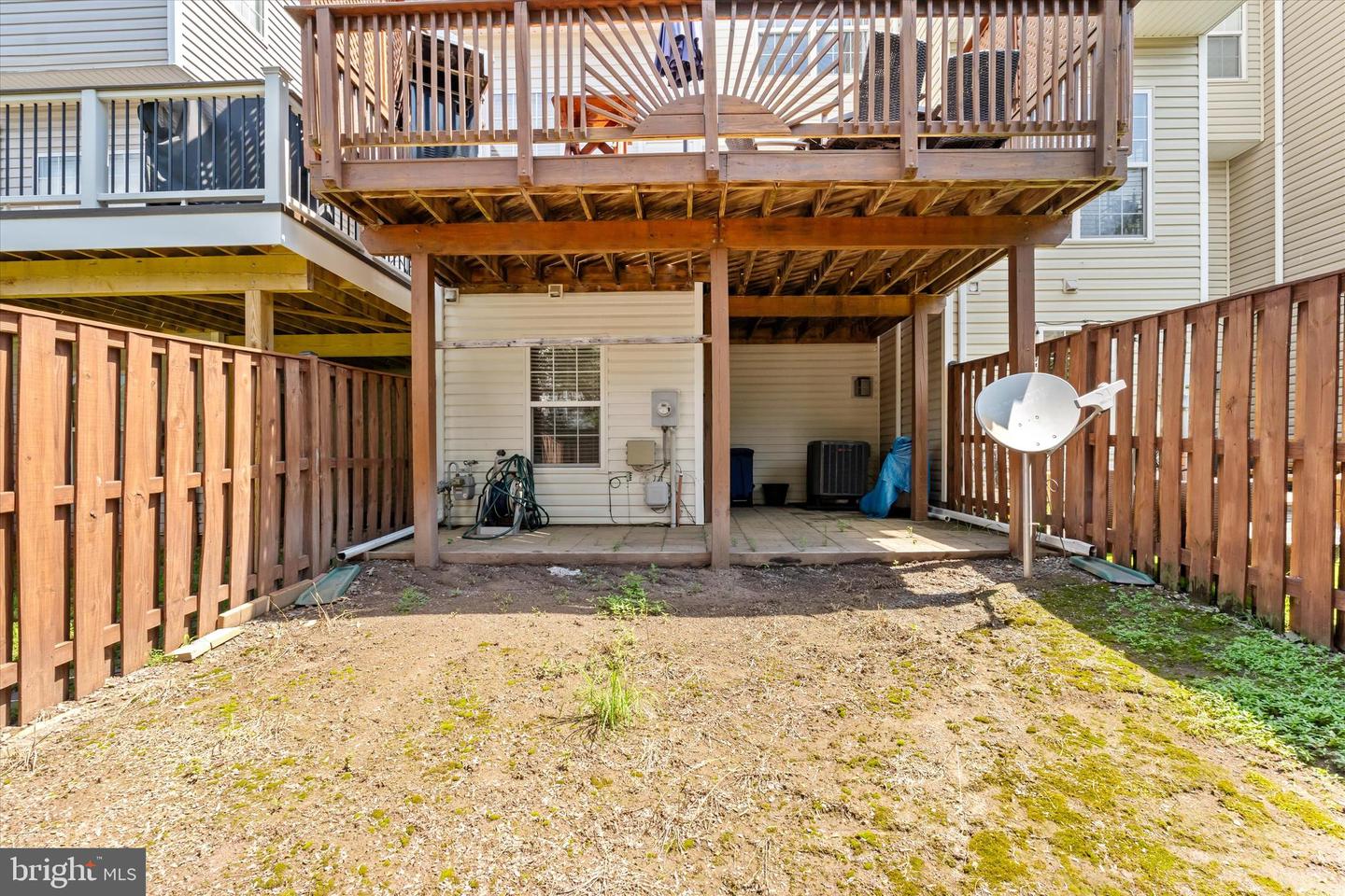 205 HAWKS VIEW SQ SE, LEESBURG, Virginia 20175, 4 Bedrooms Bedrooms, ,3 BathroomsBathrooms,Residential,For sale,205 HAWKS VIEW SQ SE,VALO2101008 MLS # VALO2101008