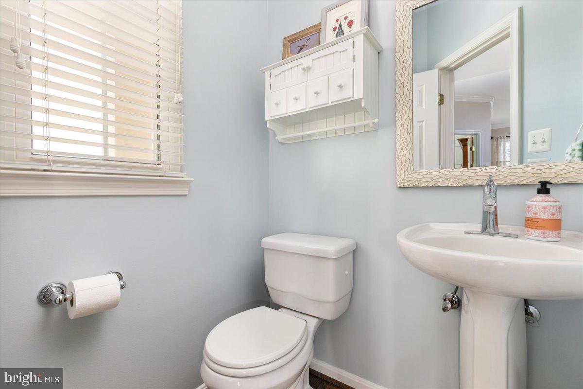 43325 NICKLAUS LN, CHANTILLY, Virginia 20152, 4 Bedrooms Bedrooms, ,3 BathroomsBathrooms,Residential,For sale,43325 NICKLAUS LN,VALO2101012 MLS # VALO2101012