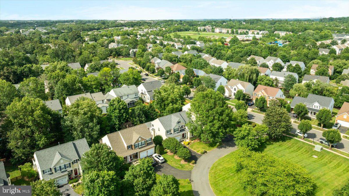 43325 NICKLAUS LN, CHANTILLY, Virginia 20152, 4 Bedrooms Bedrooms, ,3 BathroomsBathrooms,Residential,For sale,43325 NICKLAUS LN,VALO2101012 MLS # VALO2101012