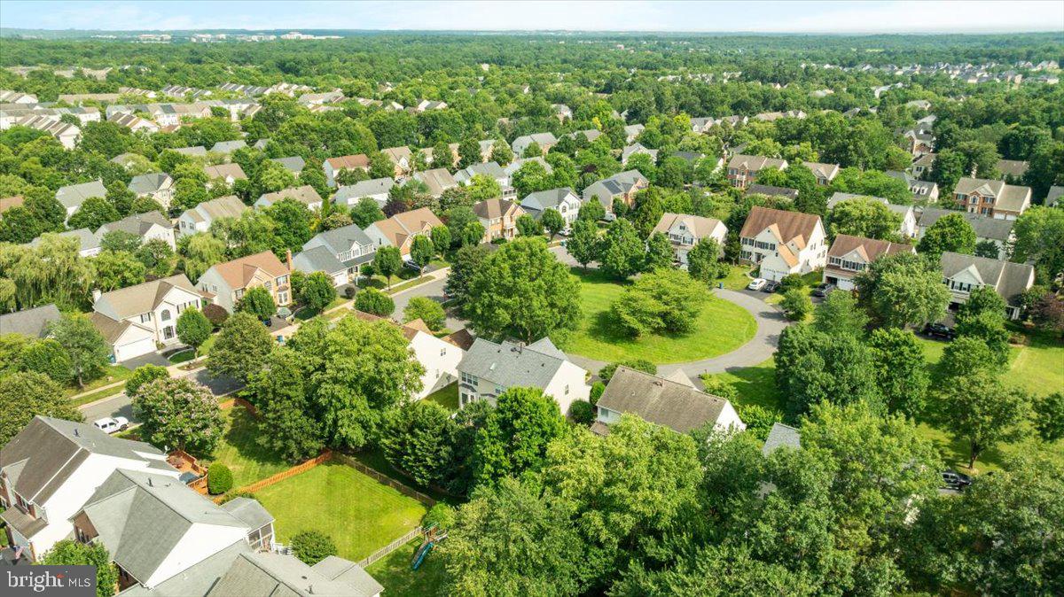 43325 NICKLAUS LN, CHANTILLY, Virginia 20152, 4 Bedrooms Bedrooms, ,3 BathroomsBathrooms,Residential,For sale,43325 NICKLAUS LN,VALO2101012 MLS # VALO2101012