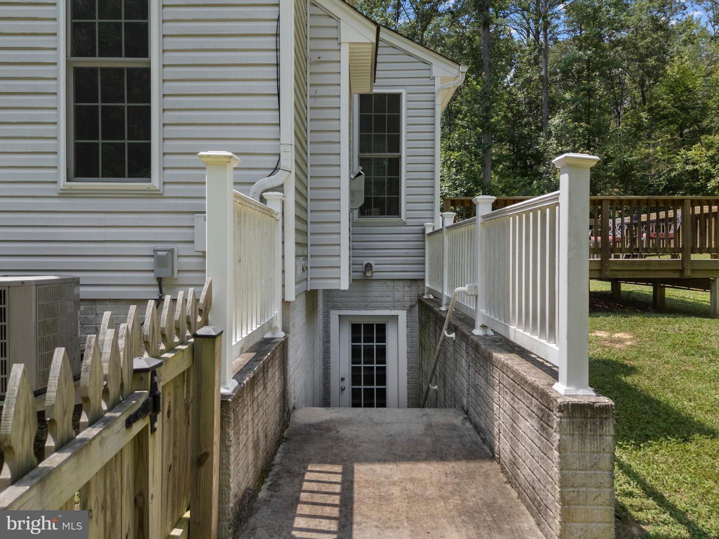 30 CYPRESS LN, FREDERICKSBURG, Virginia 22406, 4 Bedrooms Bedrooms, ,2 BathroomsBathrooms,Residential,For sale,30 CYPRESS LN,VAST2040424 MLS # VAST2040424