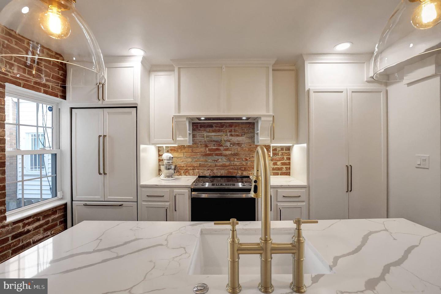 708 I ST SE, WASHINGTON, District Of Columbia 20003, 3 Bedrooms Bedrooms, ,2 BathroomsBathrooms,Residential,For sale,708 I ST SE,DCDC2208826 MLS # DCDC2208826