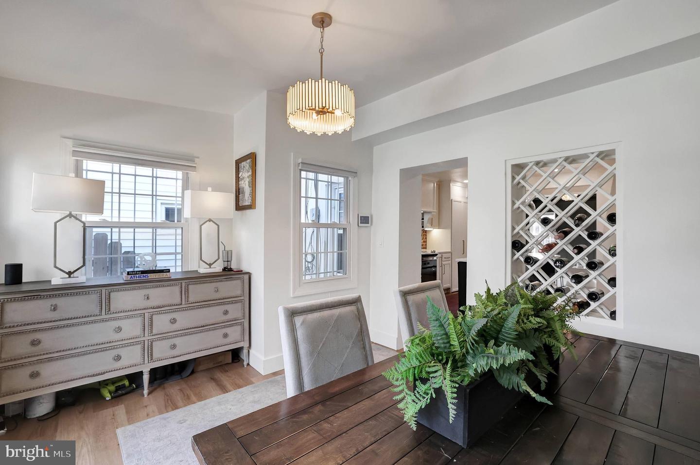 708 I ST SE, WASHINGTON, District Of Columbia 20003, 3 Bedrooms Bedrooms, ,2 BathroomsBathrooms,Residential,For sale,708 I ST SE,DCDC2208826 MLS # DCDC2208826