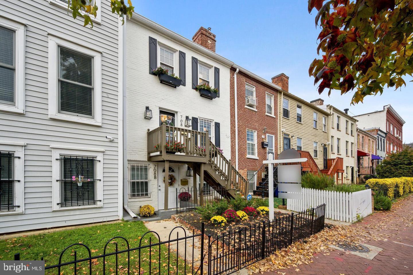 708 I ST SE, WASHINGTON, District Of Columbia 20003, 3 Bedrooms Bedrooms, ,2 BathroomsBathrooms,Residential,For sale,708 I ST SE,DCDC2208826 MLS # DCDC2208826