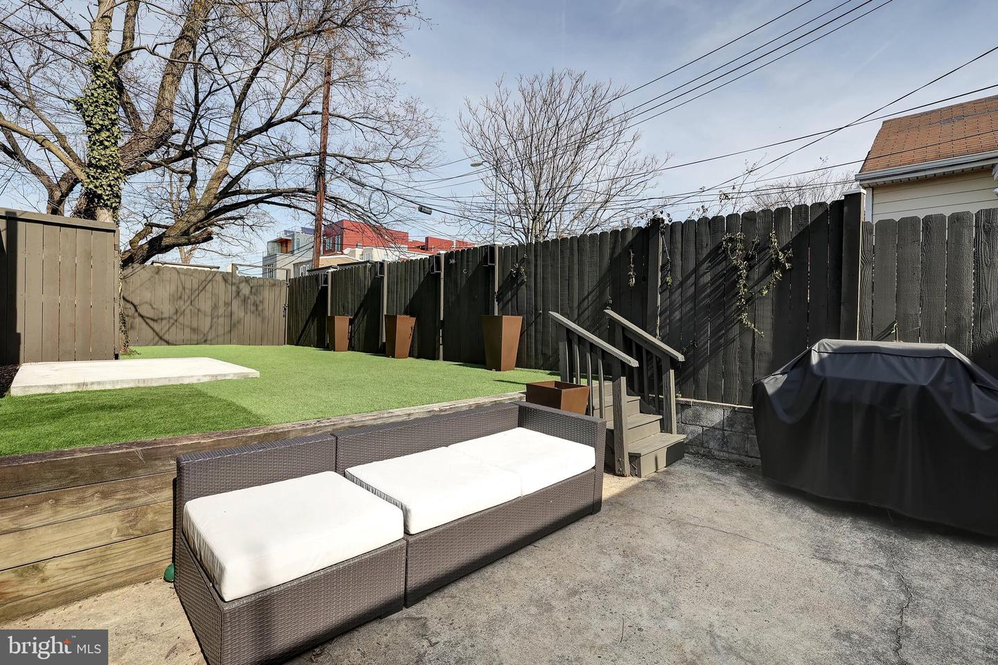 708 I ST SE, WASHINGTON, District Of Columbia 20003, 3 Bedrooms Bedrooms, ,2 BathroomsBathrooms,Residential,For sale,708 I ST SE,DCDC2208826 MLS # DCDC2208826