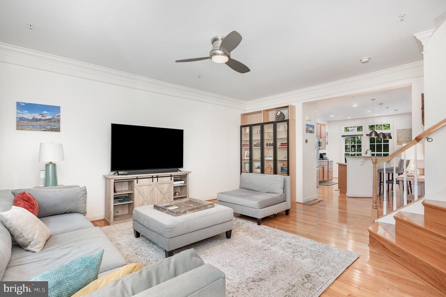 822 W GLEBE RD, ALEXANDRIA, Virginia 22305, 4 Bedrooms Bedrooms, ,1 BathroomBathrooms,Residential,For sale,822 W GLEBE RD,VAAX2047150 MLS # VAAX2047150