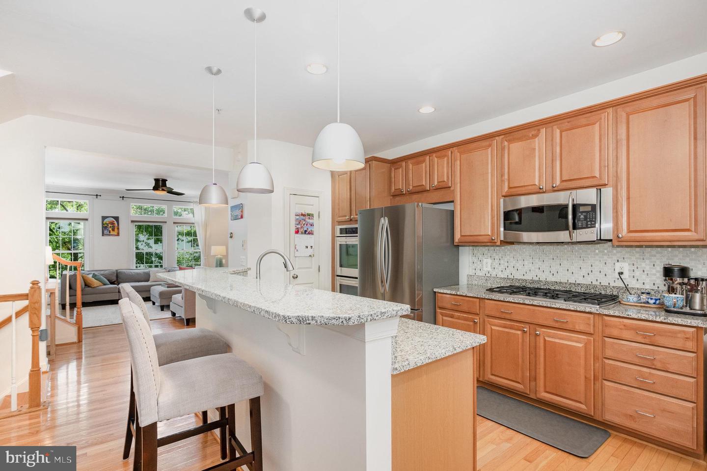 822 W GLEBE RD, ALEXANDRIA, Virginia 22305, 4 Bedrooms Bedrooms, ,1 BathroomBathrooms,Residential,For sale,822 W GLEBE RD,VAAX2047150 MLS # VAAX2047150