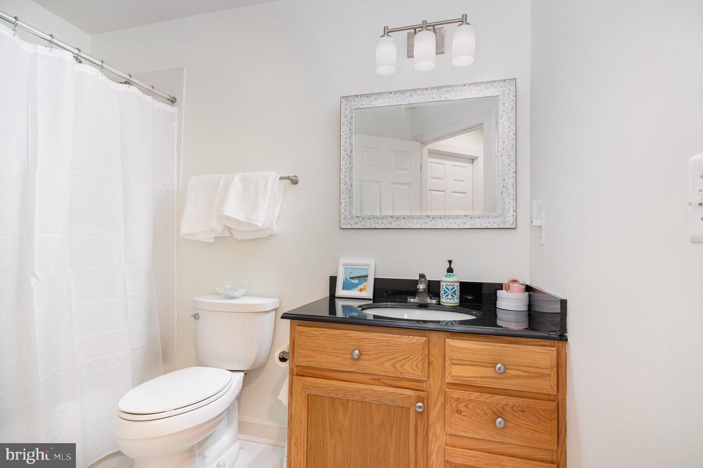 822 W GLEBE RD, ALEXANDRIA, Virginia 22305, 4 Bedrooms Bedrooms, ,1 BathroomBathrooms,Residential,For sale,822 W GLEBE RD,VAAX2047150 MLS # VAAX2047150