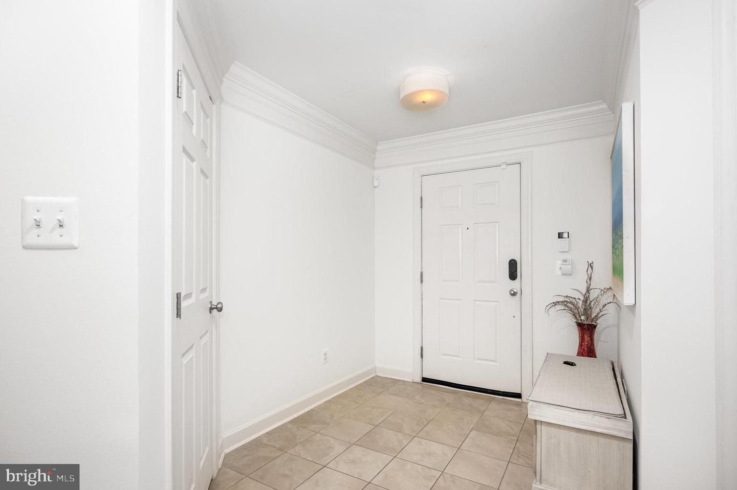 822 W GLEBE RD, ALEXANDRIA, Virginia 22305, 4 Bedrooms Bedrooms, ,1 BathroomBathrooms,Residential,For sale,822 W GLEBE RD,VAAX2047150 MLS # VAAX2047150