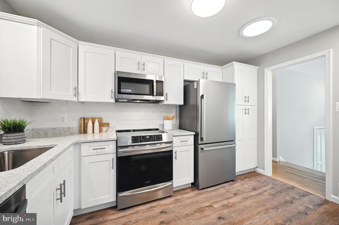 4835 9TH ST S, ARLINGTON, Virginia 22204, 4 Bedrooms Bedrooms, ,3 BathroomsBathrooms,Residential,For sale,4835 9TH ST S,VAAR2060172 MLS # VAAR2060172