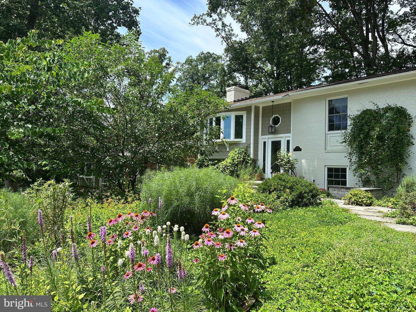 4835 9TH ST S, ARLINGTON, Virginia 22204, 4 Bedrooms Bedrooms, ,3 BathroomsBathrooms,Residential,For sale,4835 9TH ST S,VAAR2060172 MLS # VAAR2060172