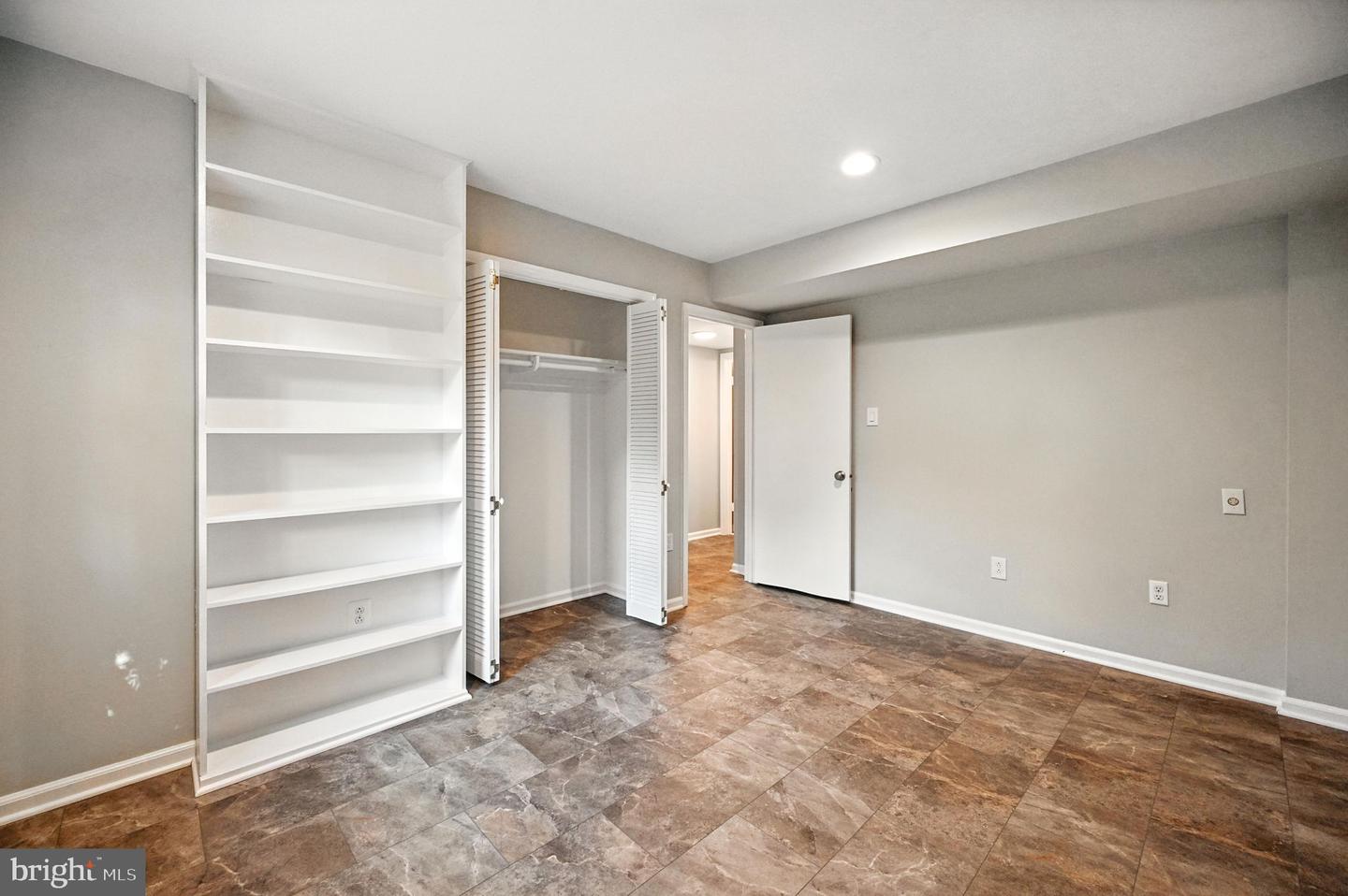 4835 9TH ST S, ARLINGTON, Virginia 22204, 4 Bedrooms Bedrooms, ,3 BathroomsBathrooms,Residential,For sale,4835 9TH ST S,VAAR2060172 MLS # VAAR2060172