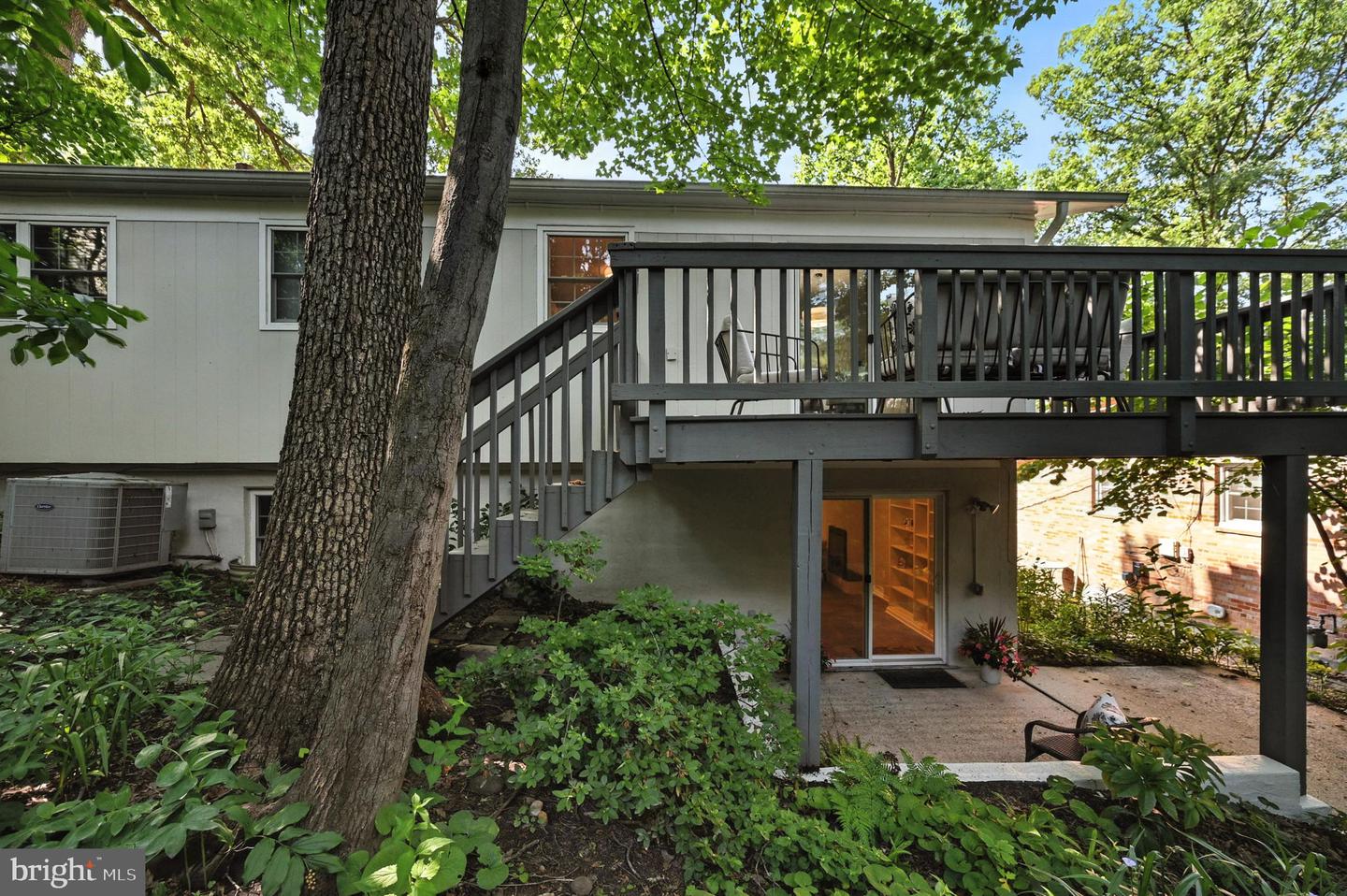 4835 9TH ST S, ARLINGTON, Virginia 22204, 4 Bedrooms Bedrooms, ,3 BathroomsBathrooms,Residential,For sale,4835 9TH ST S,VAAR2060172 MLS # VAAR2060172