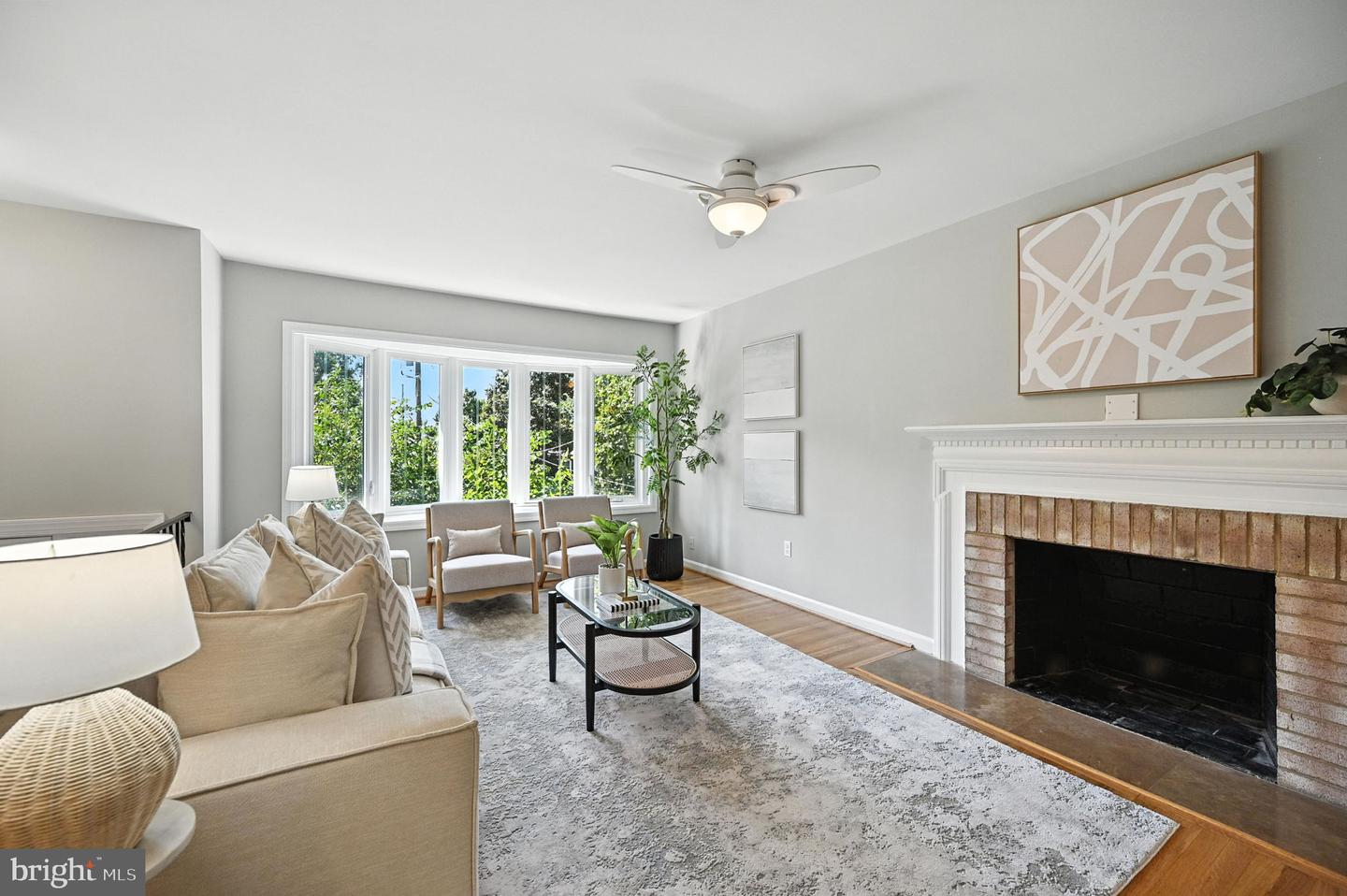 4835 9TH ST S, ARLINGTON, Virginia 22204, 4 Bedrooms Bedrooms, ,3 BathroomsBathrooms,Residential,For sale,4835 9TH ST S,VAAR2060172 MLS # VAAR2060172