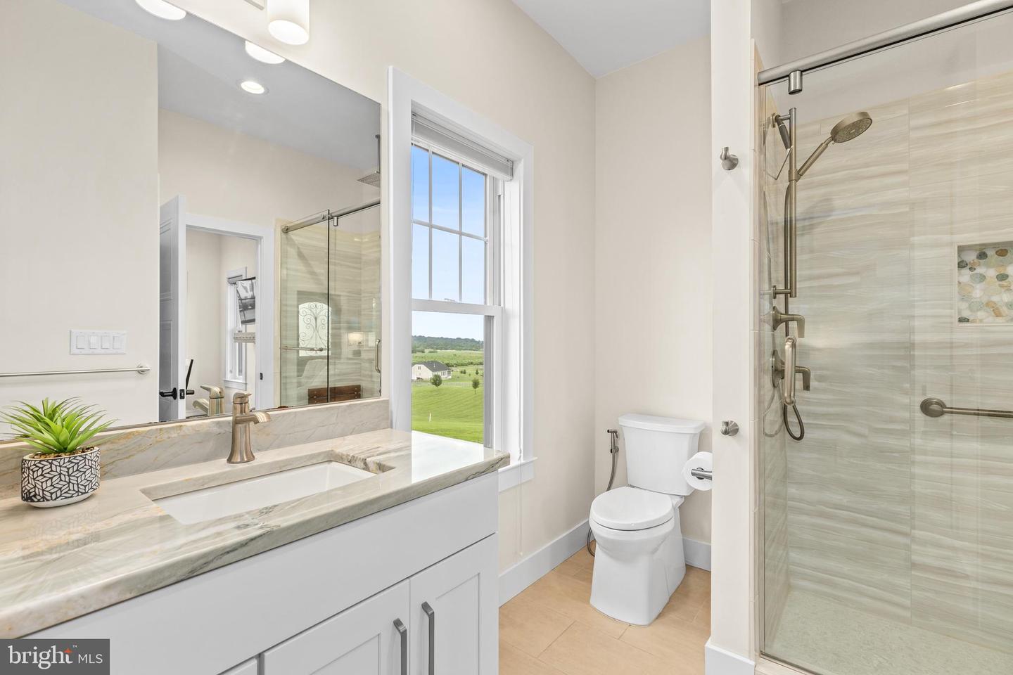 120 POMME CIR, STEPHENS CITY, Virginia 22655, 4 Bedrooms Bedrooms, ,4 BathroomsBathrooms,Residential,For sale,120 POMME CIR,VAFV2035250 MLS # VAFV2035250