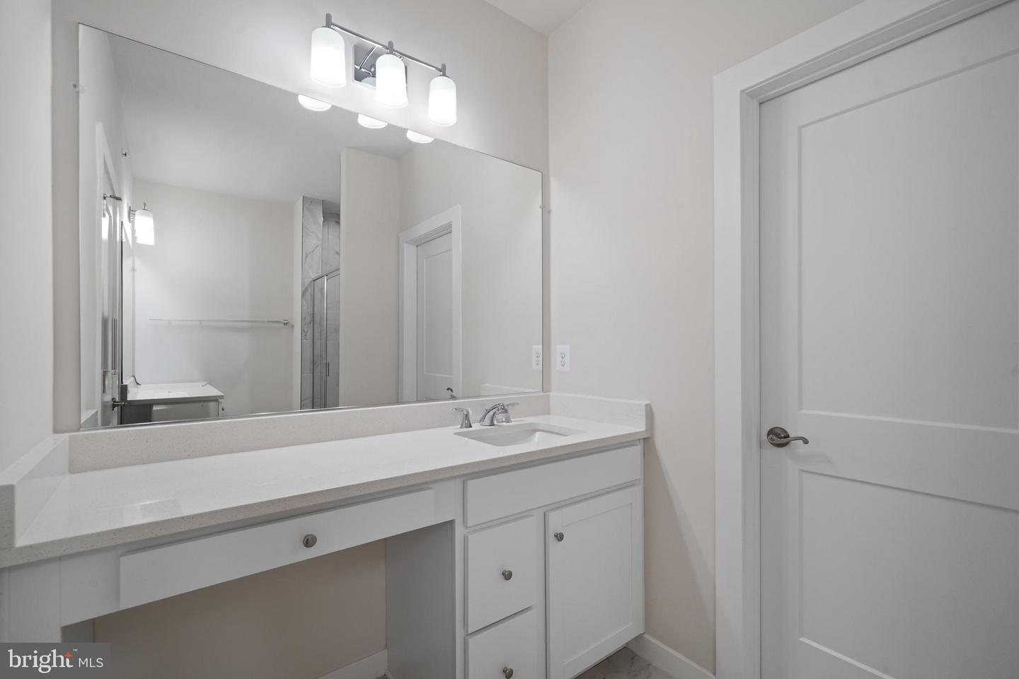 14114 GYPSUM LOOP #64, CHANTILLY, Virginia 20151, 3 Bedrooms Bedrooms, ,2 BathroomsBathrooms,Residential,For sale,14114 GYPSUM LOOP #64,VAFX2253346 MLS # VAFX2253346