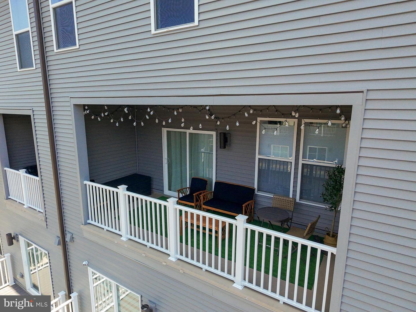 14114 GYPSUM LOOP #64, CHANTILLY, Virginia 20151, 3 Bedrooms Bedrooms, ,2 BathroomsBathrooms,Residential,For sale,14114 GYPSUM LOOP #64,VAFX2253346 MLS # VAFX2253346