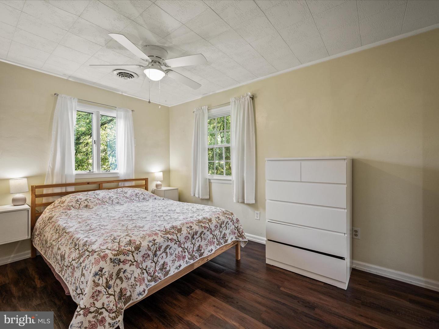 19 SLEEPY HOLLOW RD, LINDEN, Virginia 22642, 2 Bedrooms Bedrooms, ,1 BathroomBathrooms,Residential,For sale,19 SLEEPY HOLLOW RD,VAWR2011618 MLS # VAWR2011618