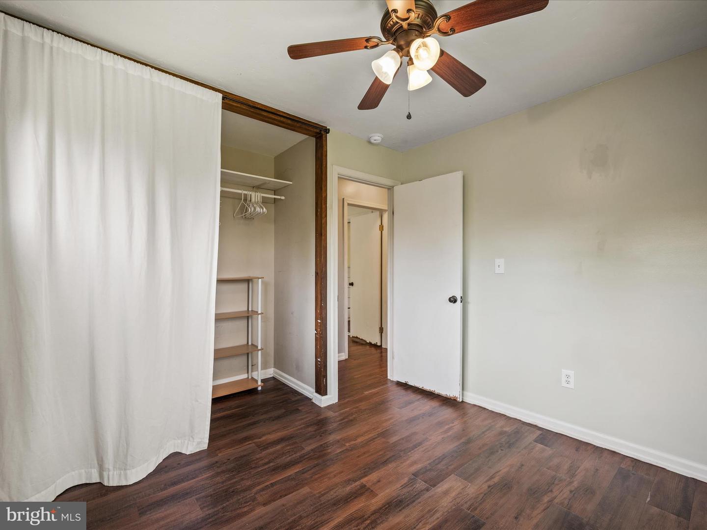 19 SLEEPY HOLLOW RD, LINDEN, Virginia 22642, 2 Bedrooms Bedrooms, ,1 BathroomBathrooms,Residential,For sale,19 SLEEPY HOLLOW RD,VAWR2011618 MLS # VAWR2011618