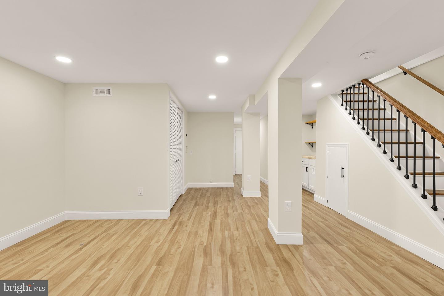 4902 3RD ST NW, WASHINGTON, District Of Columbia 20011, 4 Bedrooms Bedrooms, ,3 BathroomsBathrooms,Residential,For sale,4902 3RD ST NW,DCDC2209116 MLS # DCDC2209116