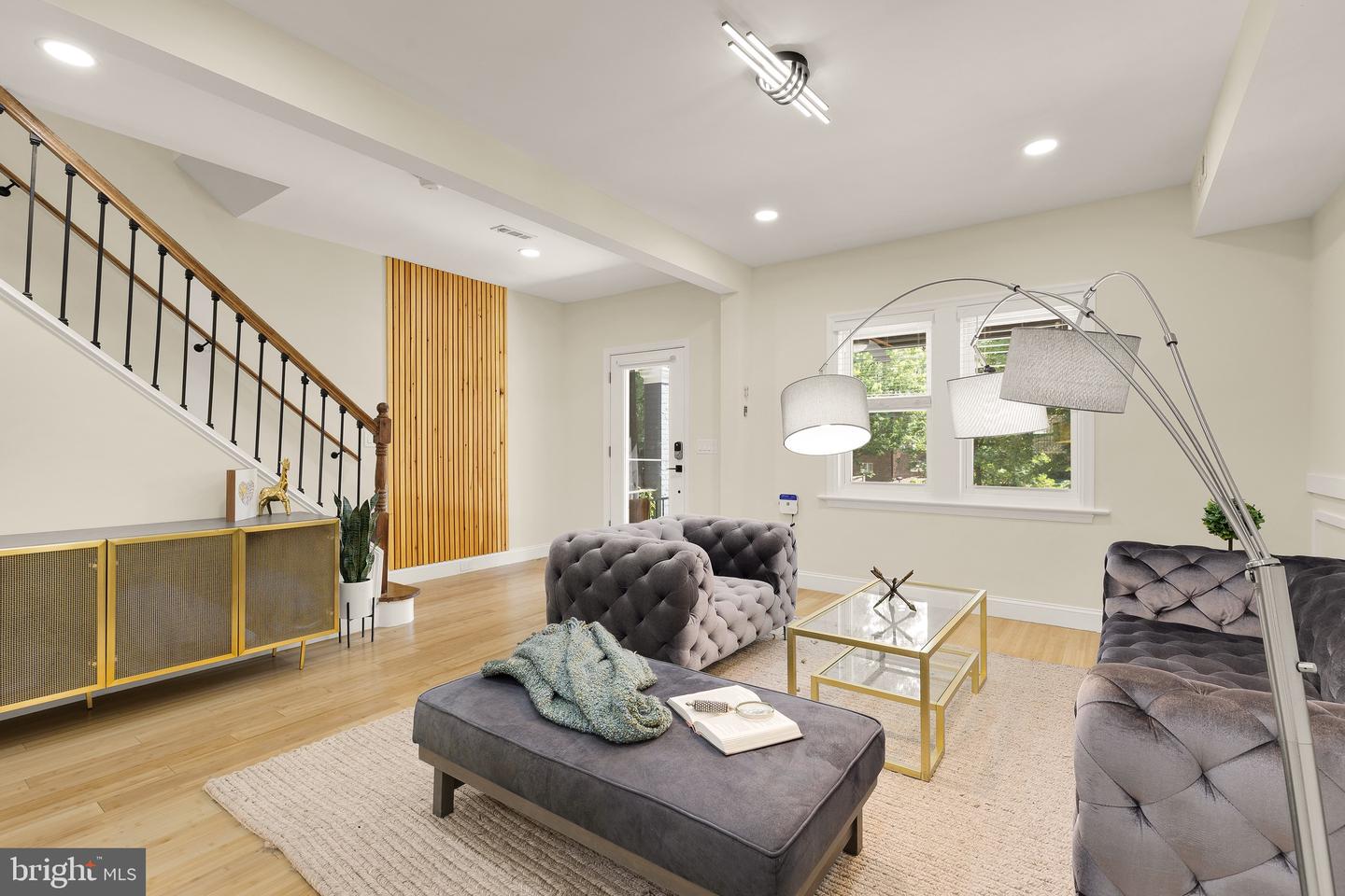 4902 3RD ST NW, WASHINGTON, District Of Columbia 20011, 4 Bedrooms Bedrooms, ,3 BathroomsBathrooms,Residential,For sale,4902 3RD ST NW,DCDC2209116 MLS # DCDC2209116