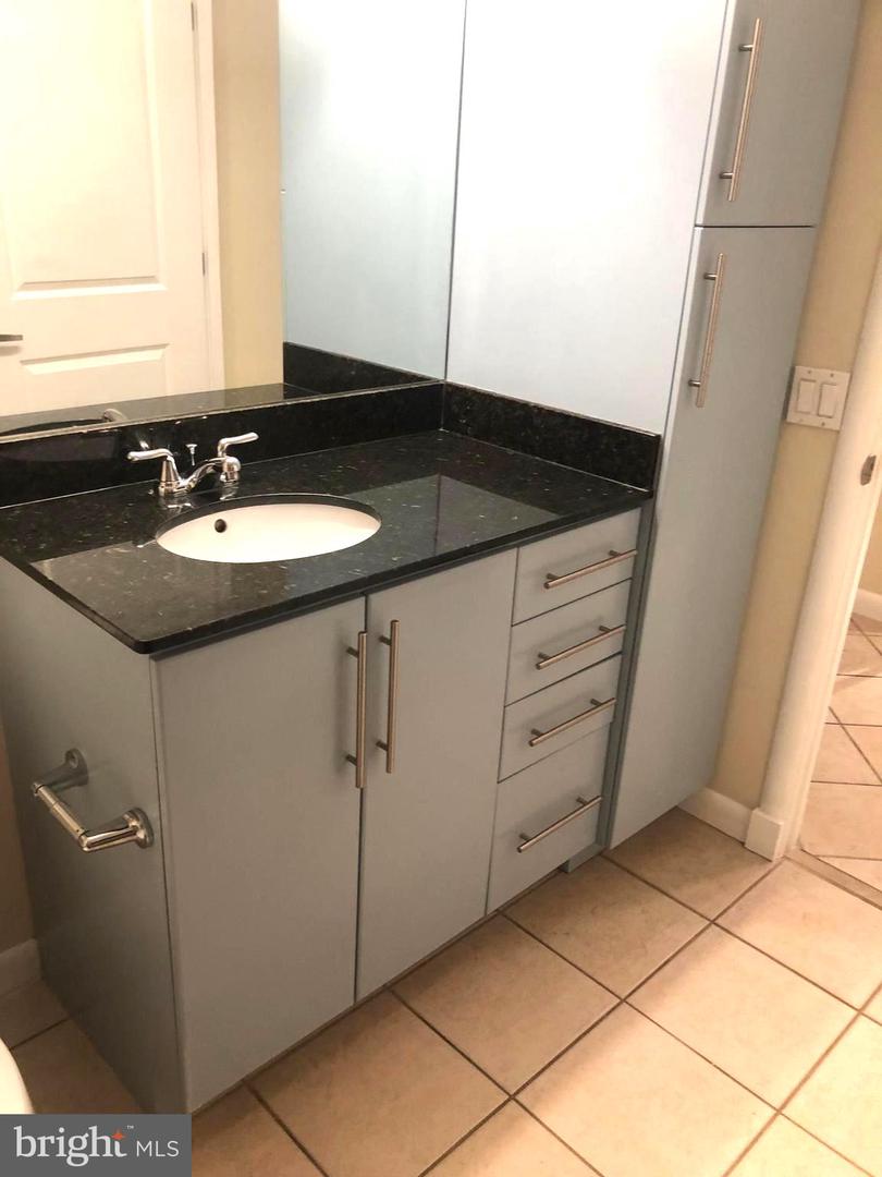 1021 N GARFIELD ST #118, ARLINGTON, Virginia 22201, 2 Rooms Rooms,1 BathroomBathrooms,Residential,For sale,1021 N GARFIELD ST #118,VAAR2060282 MLS # VAAR2060282