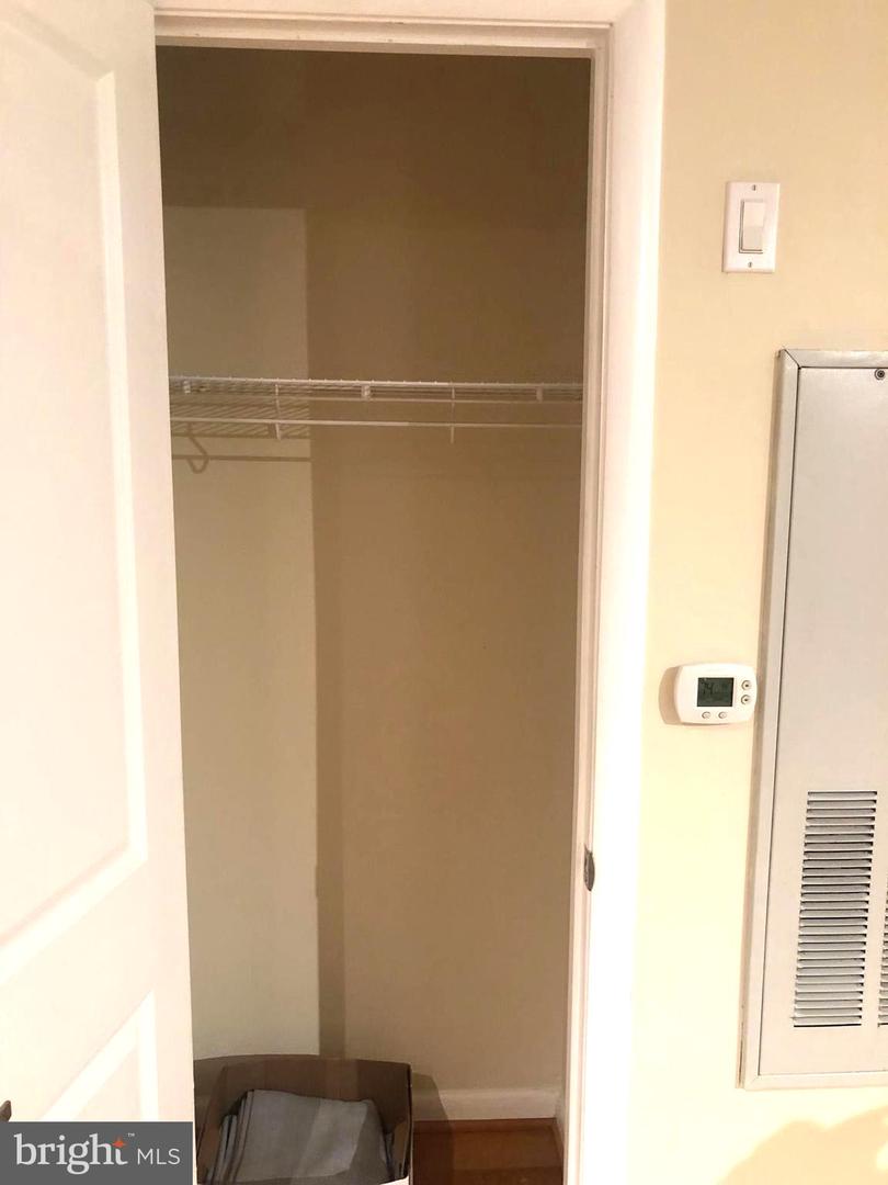 1021 N GARFIELD ST #118, ARLINGTON, Virginia 22201, 2 Rooms Rooms,1 BathroomBathrooms,Residential,For sale,1021 N GARFIELD ST #118,VAAR2060282 MLS # VAAR2060282