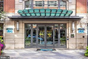 1021 N GARFIELD ST #118, ARLINGTON, Virginia 22201, 2 Rooms Rooms,1 BathroomBathrooms,Residential,For sale,1021 N GARFIELD ST #118,VAAR2060282 MLS # VAAR2060282
