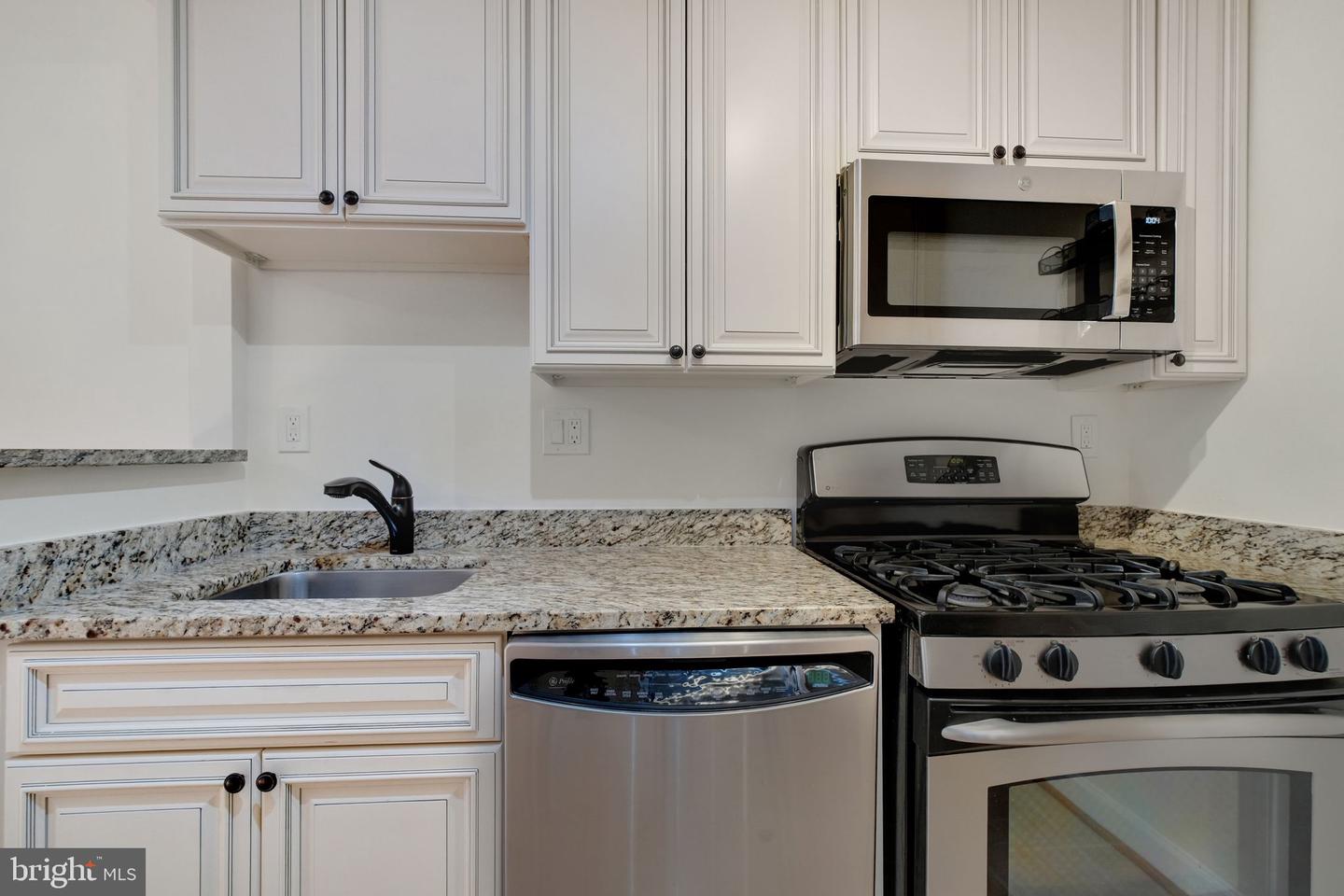 2725 39TH ST NW #307, WASHINGTON, District Of Columbia 20007, 1 Bedroom Bedrooms, ,1 BathroomBathrooms,Residential,For sale,2725 39TH ST NW #307,DCDC2209206 MLS # DCDC2209206